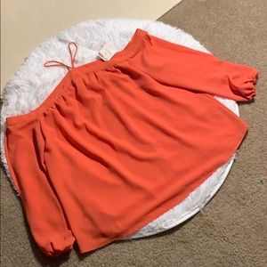 Fourteen Place Blouse